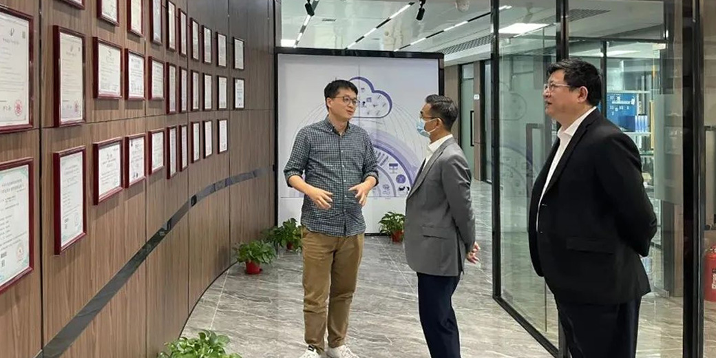 Mr. Nie Xinping, Mr. Lu Ligong, and Mr. Shen Hongbo visited Hanglok-Tech.